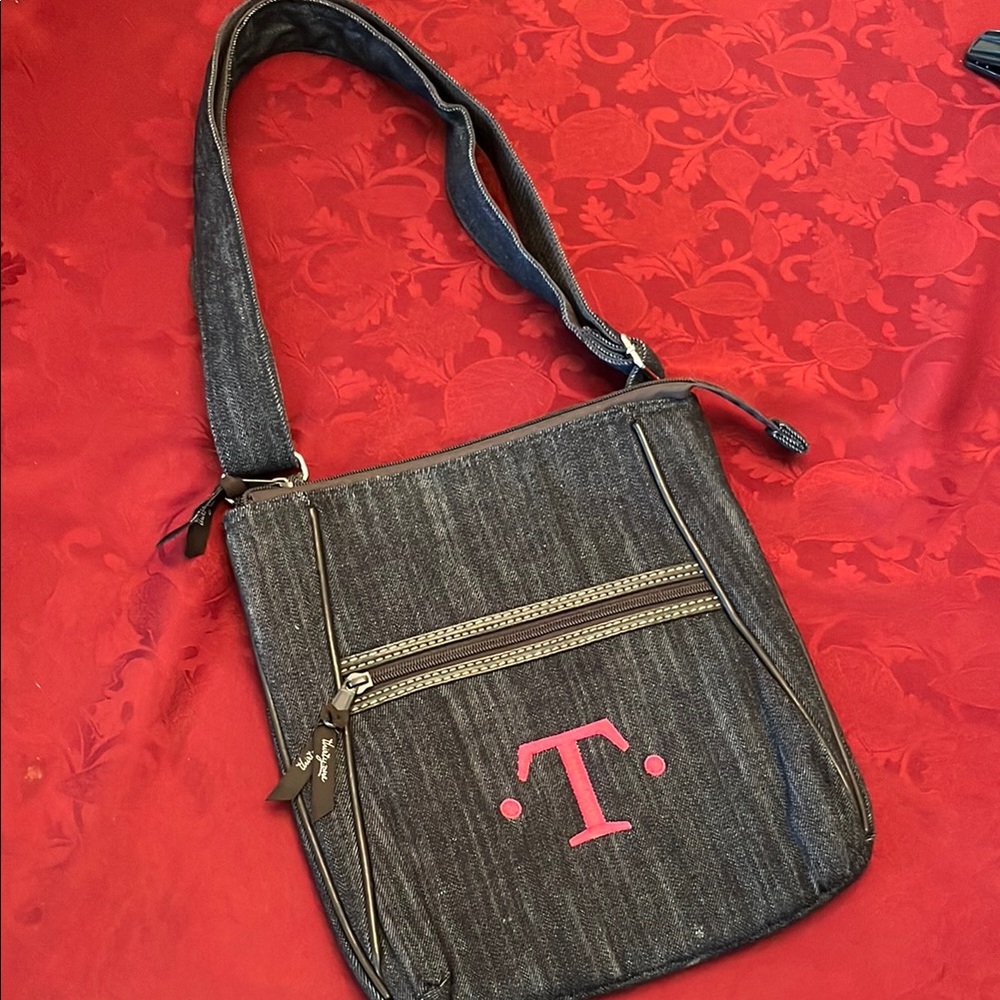 Thirty-One cross body dark Denim Shoulder Bag with Pink T.